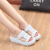 Fashionable Korean Version Thick Bottom Sponge Cake Cooler Slippers