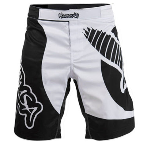 Free kick fighting training loose shorts