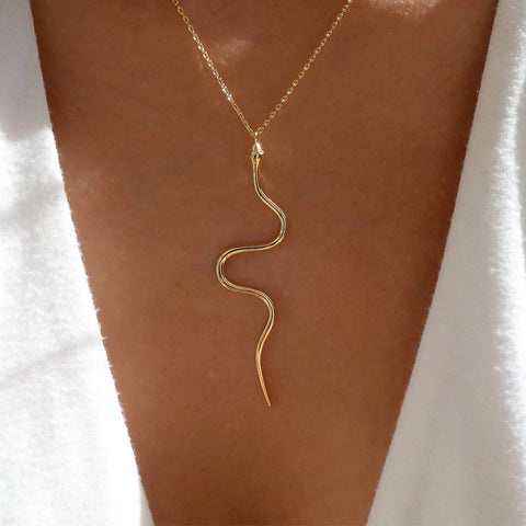 Stylish Graceful Simple Rose Gold Snake Pendant Necklace