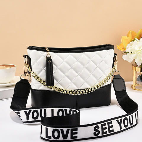 Fashionable And Versatile Crossbody Bag