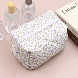 In Stock Wholesale Spring Super Large Capacity Fashion Floral Travel Simple Wash Cosmetic Storage Bag