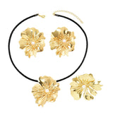 Retro Simple Flower Earrings And Necklace Set