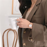 Simple And Exquisite Belt Quartz Women's Watch